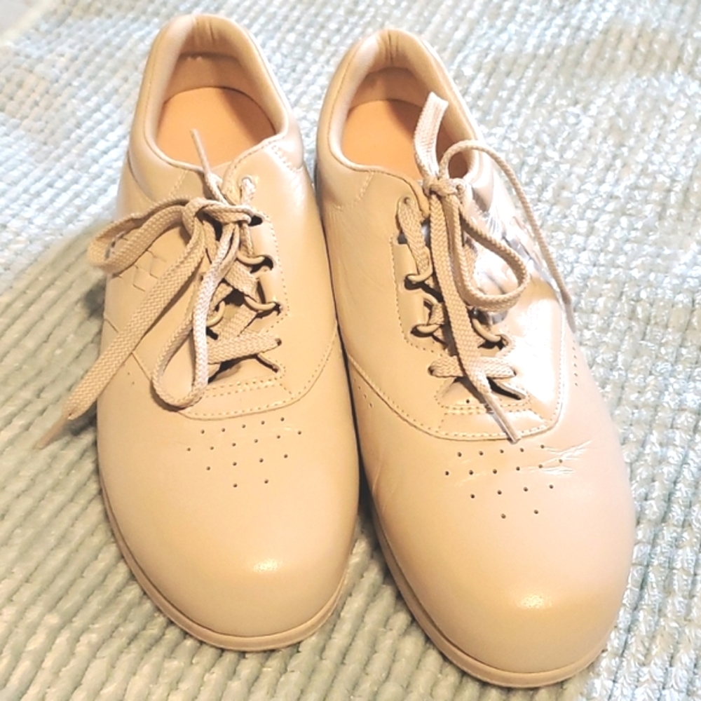 🍃 New SAS Free Time women's shoes 9.5 N